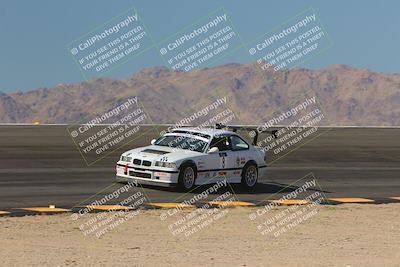 media/Oct-15-2023-Lucky Dog Racing Chuckwalla (Sun) [[f659570f60]]/2nd Stint Bowl/